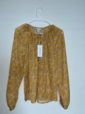 NWT Carolina Belle Montreal Floral Shirt